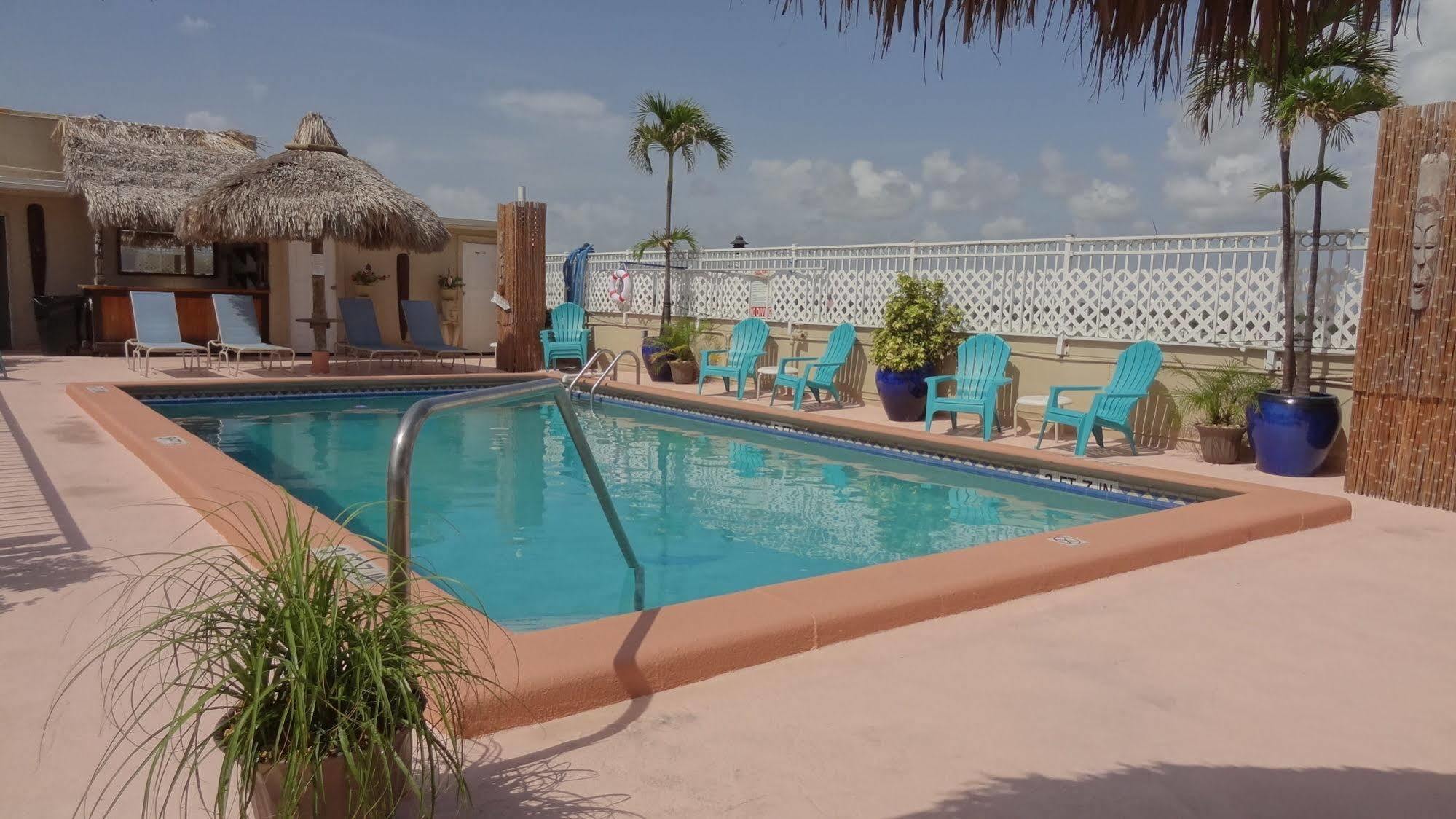 Rooftop Resort - Clothing Optional - Adult Only هوليوود المظهر الخارجي الصورة