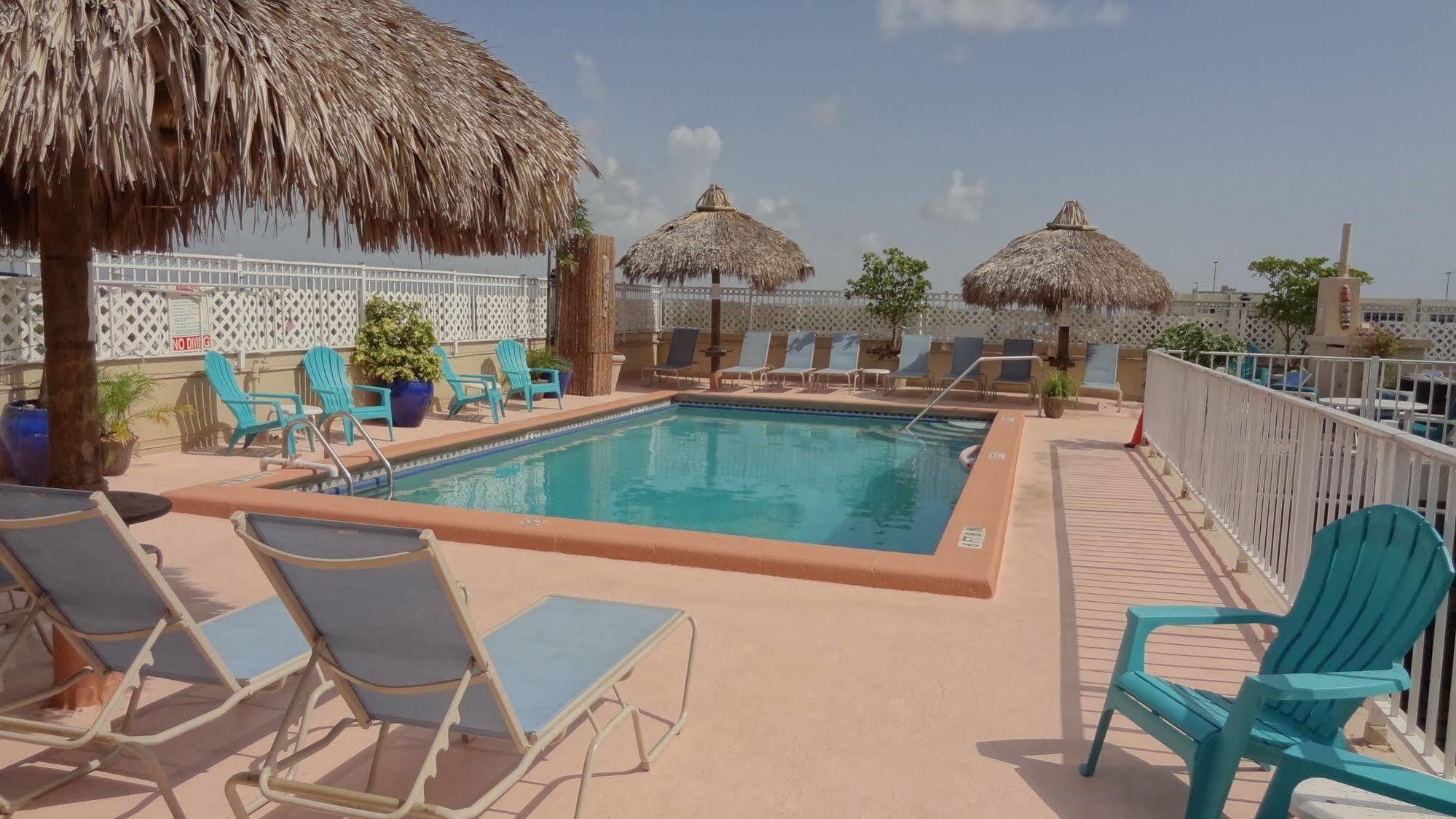 Rooftop Resort - Clothing Optional - Adult Only هوليوود المظهر الخارجي الصورة