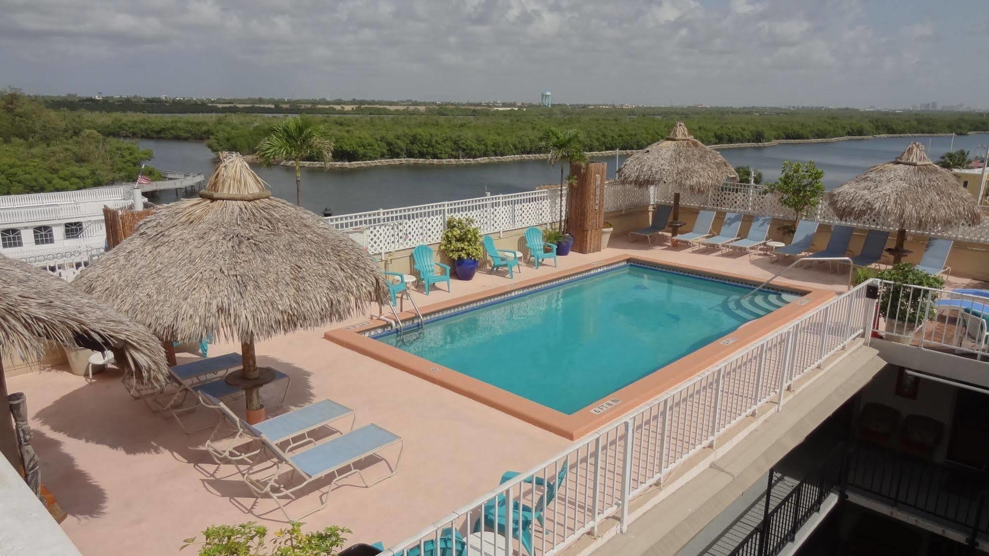 Rooftop Resort - Clothing Optional - Adult Only هوليوود المظهر الخارجي الصورة